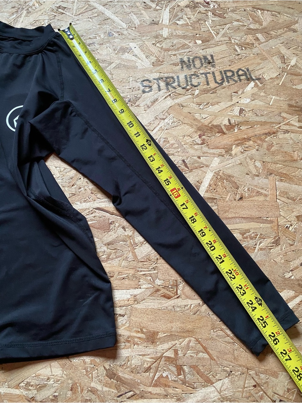 Volcom Black Long-Sleeve Logo Rash Guard - Picture 6 of 9